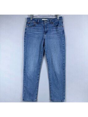 Levis Boyfriend Jeans Womens Size 28 Denim Mid-Rise Relaxed Fit Medium Wash Blue